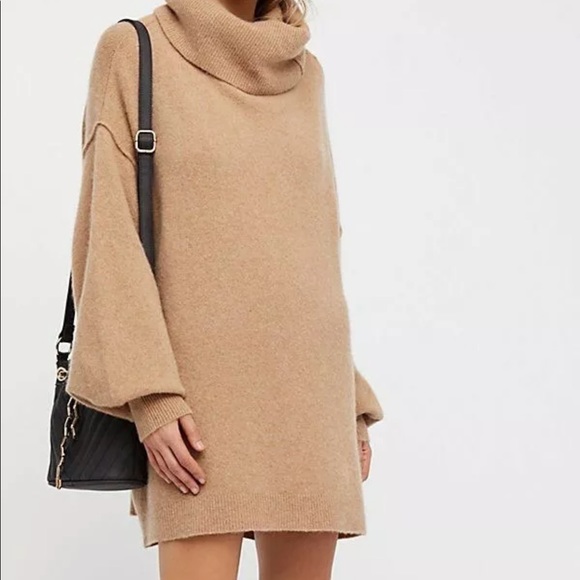 Cashmere Free People Keep a Secret Tunic - Picture 4 of 11